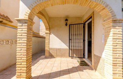 Revente - Chalet - Torrevieja - Zona los Frutales