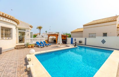 Reventa - Villa - Orihuela Costa - Playa Flamenca