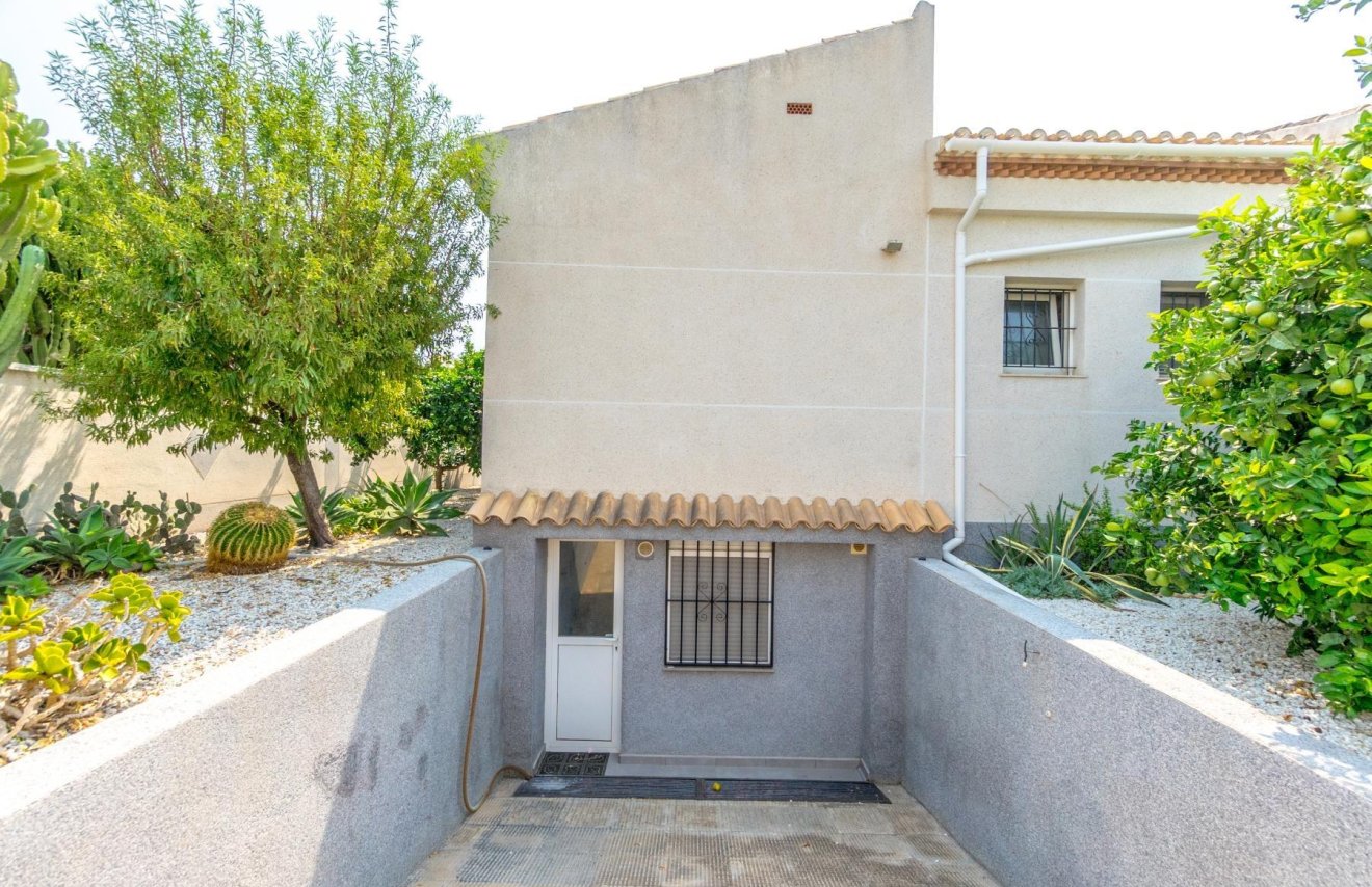 Reventa - Villa - Orihuela Costa - Playa Flamenca