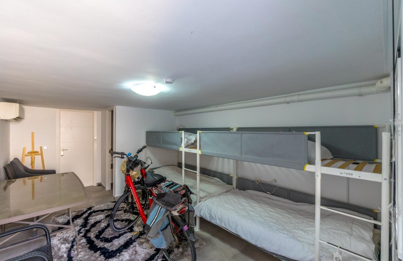 Reventa - Villa - Orihuela Costa - Playa Flamenca