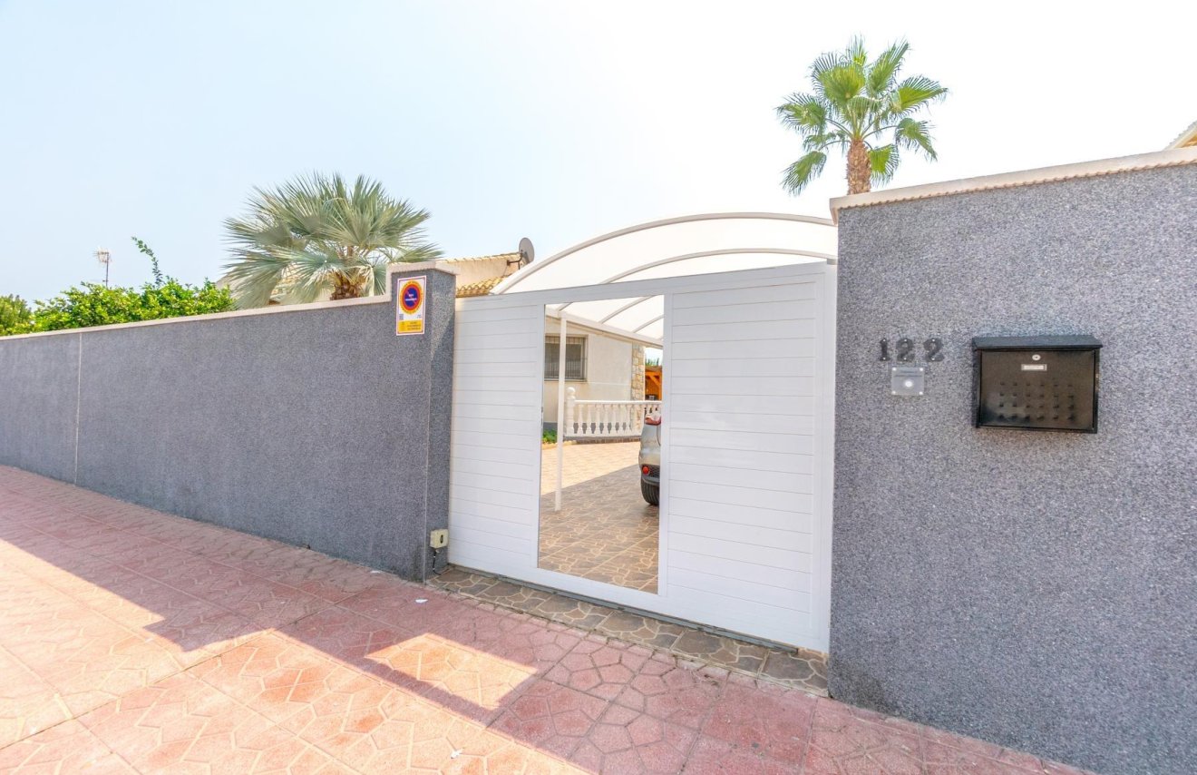 Reventa - Villa - Orihuela Costa - Playa Flamenca