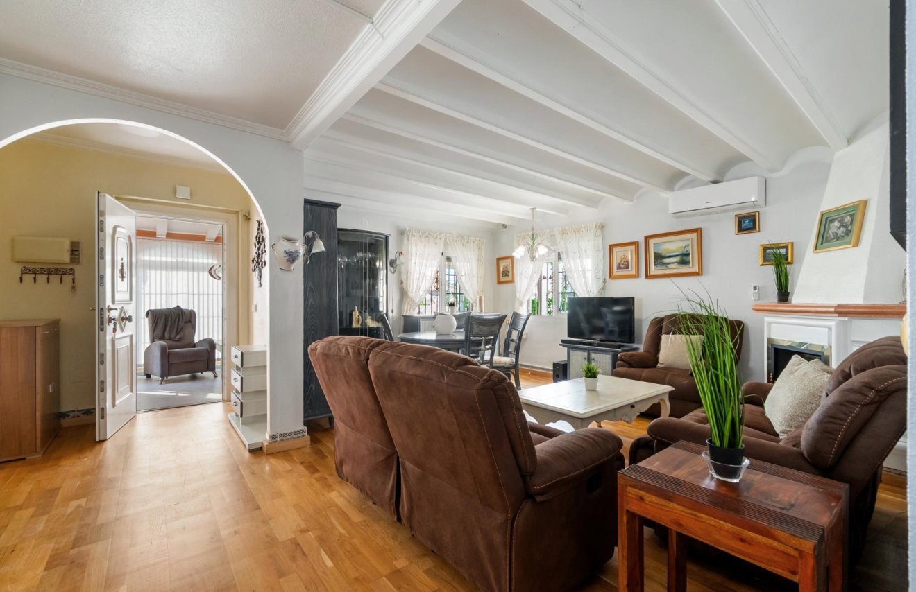 Reventa - Villa - Orihuela Costa - Punta Prima