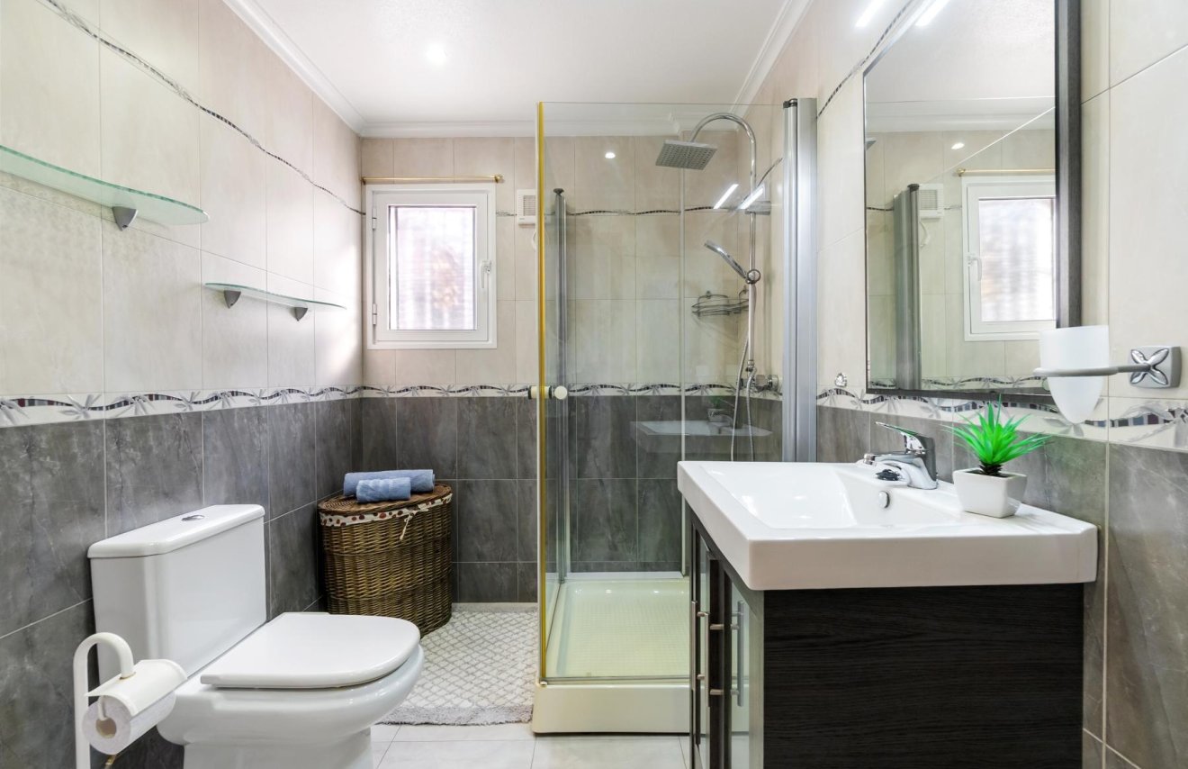 Reventa - Villa - Orihuela Costa - Punta Prima