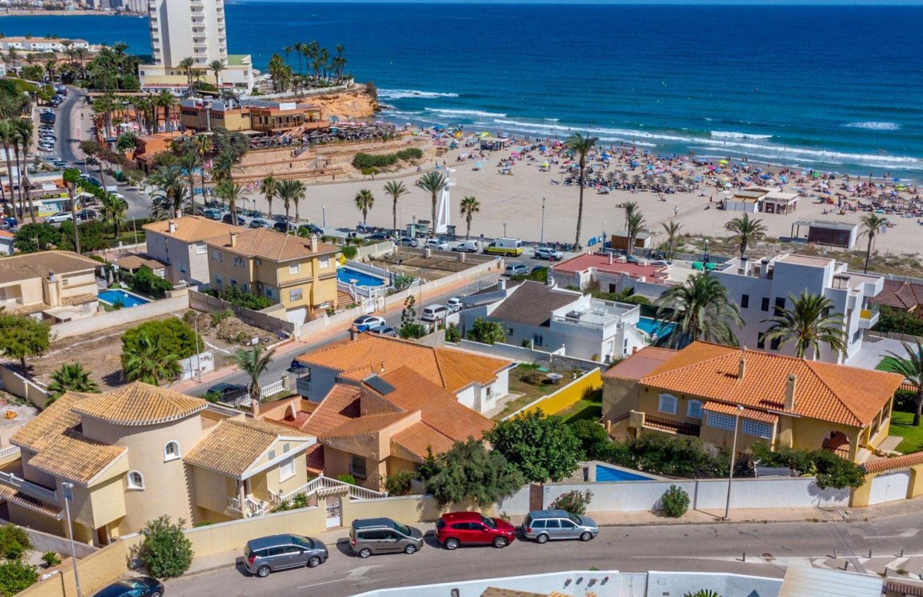 Reventa - Chalet - Orihuela Costa - La Zenia