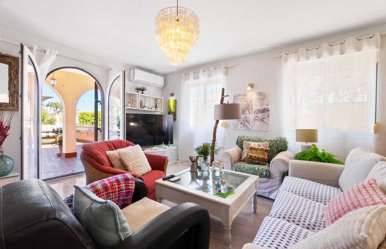 Reventa - Chalet - Orihuela Costa - La Zenia