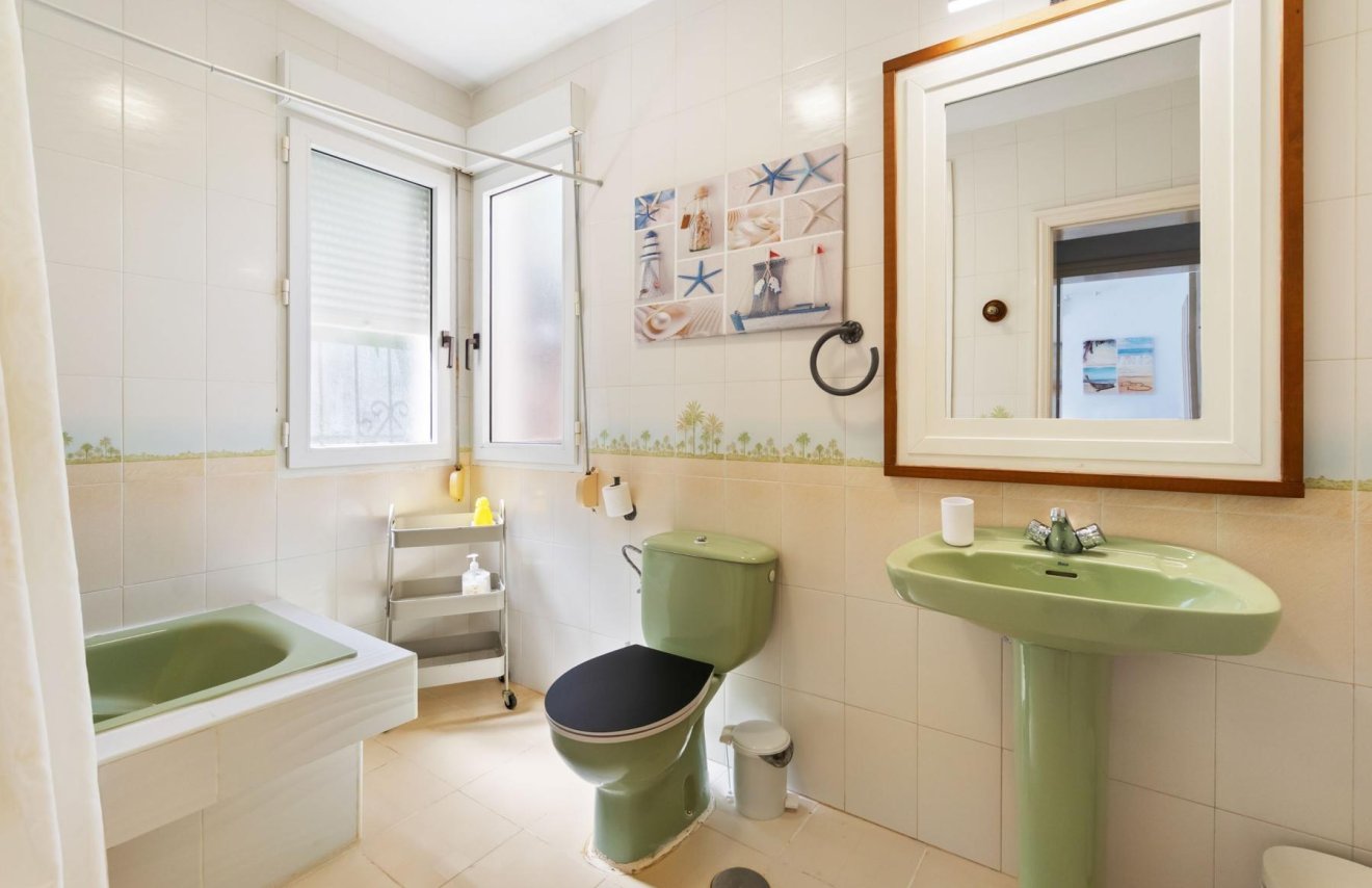 Reventa - Chalet - Orihuela Costa - La Zenia