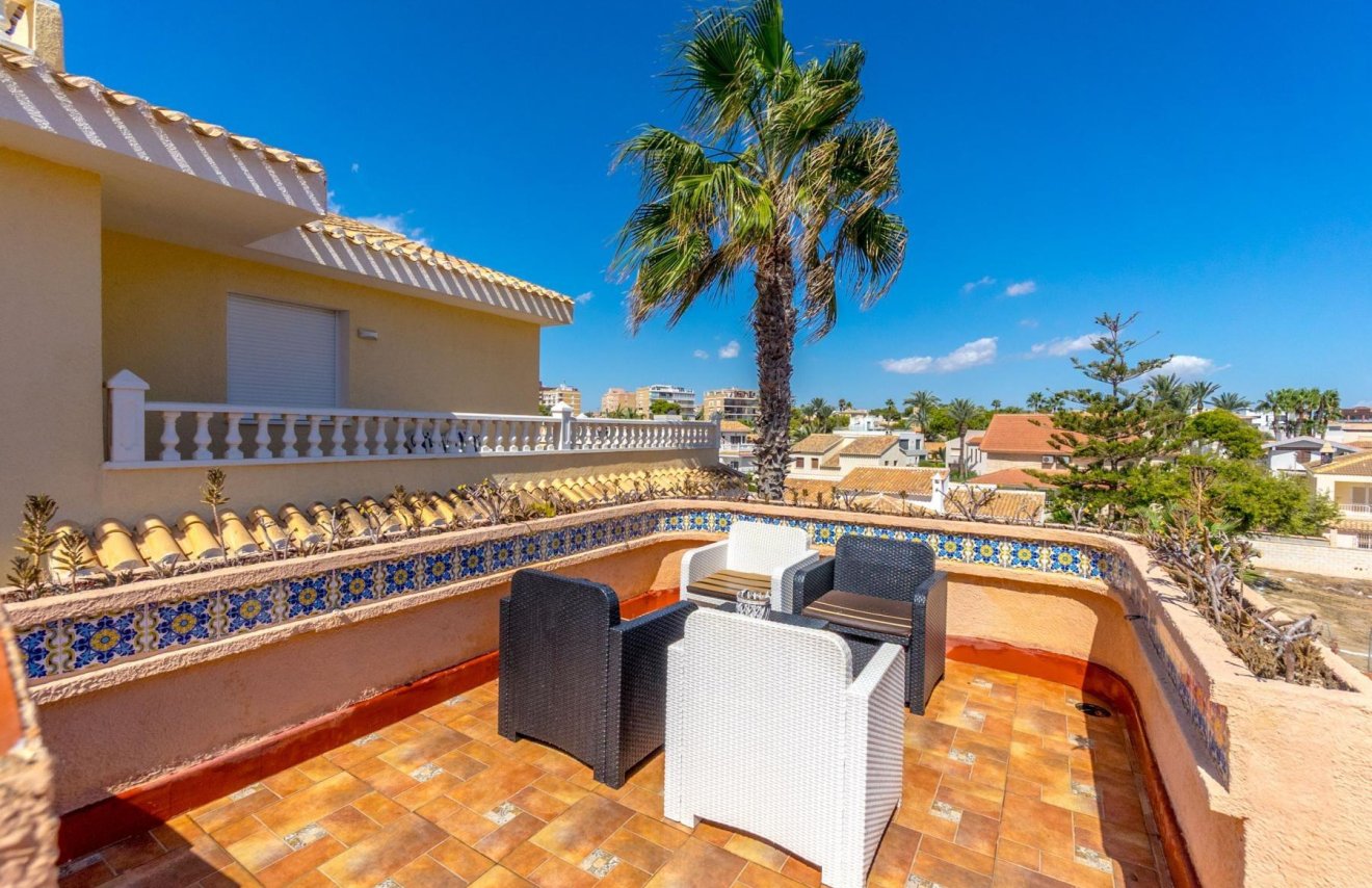 Reventa - Chalet - Orihuela Costa - La Zenia
