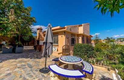 Reventa - Chalet - Orihuela Costa - La Zenia