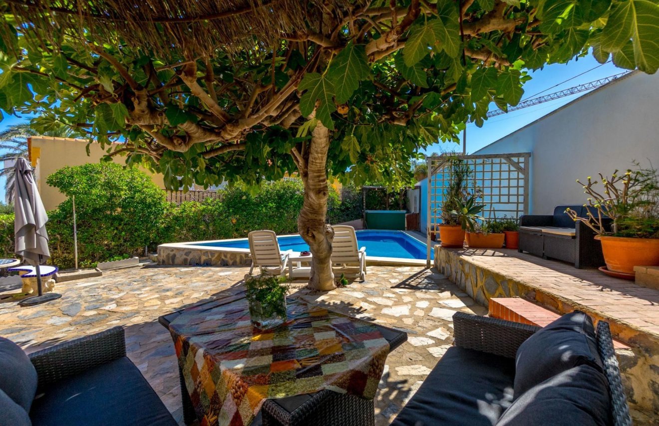 Reventa - Chalet - Orihuela Costa - La Zenia