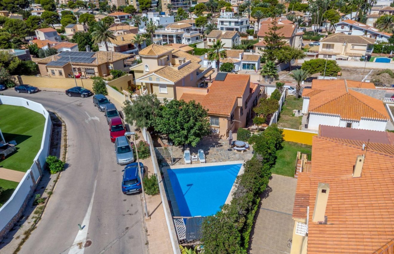 Reventa - Chalet - Orihuela Costa - La Zenia