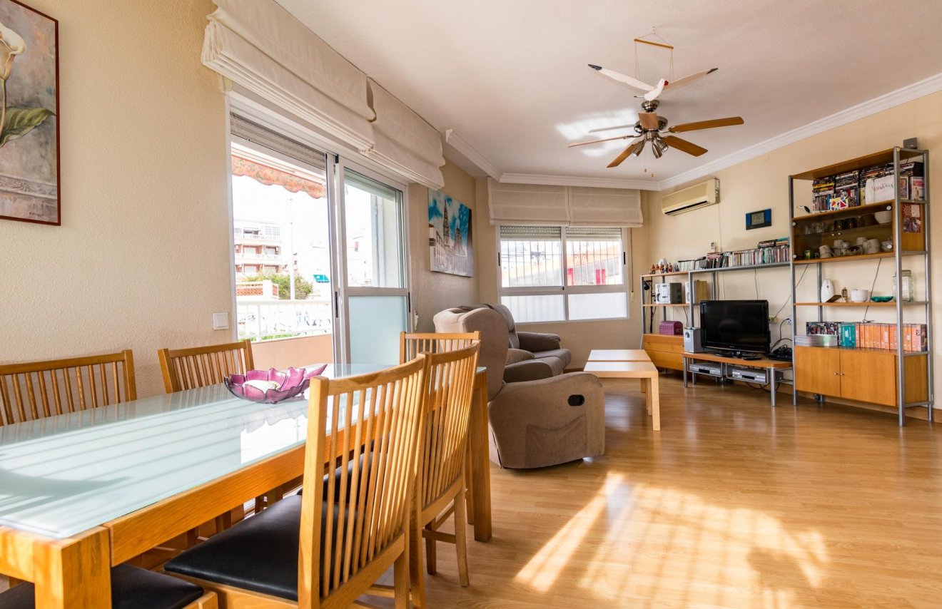 Resale - Apartamento - Torrevieja - torrevieja