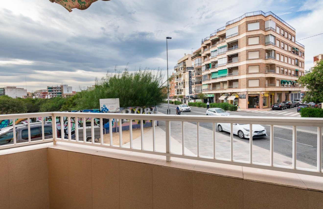 Resale - Apartamento - Torrevieja - torrevieja