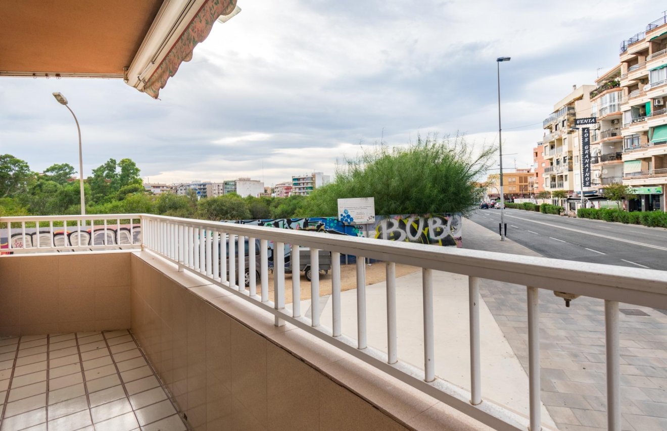 Resale - Apartamento - Torrevieja - torrevieja