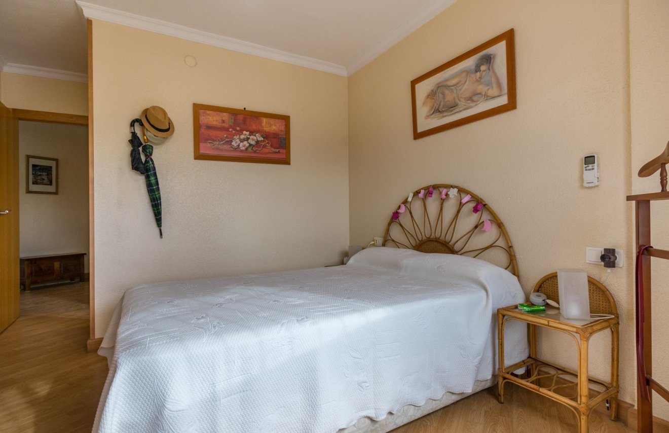 Resale - Apartamento - Torrevieja - torrevieja