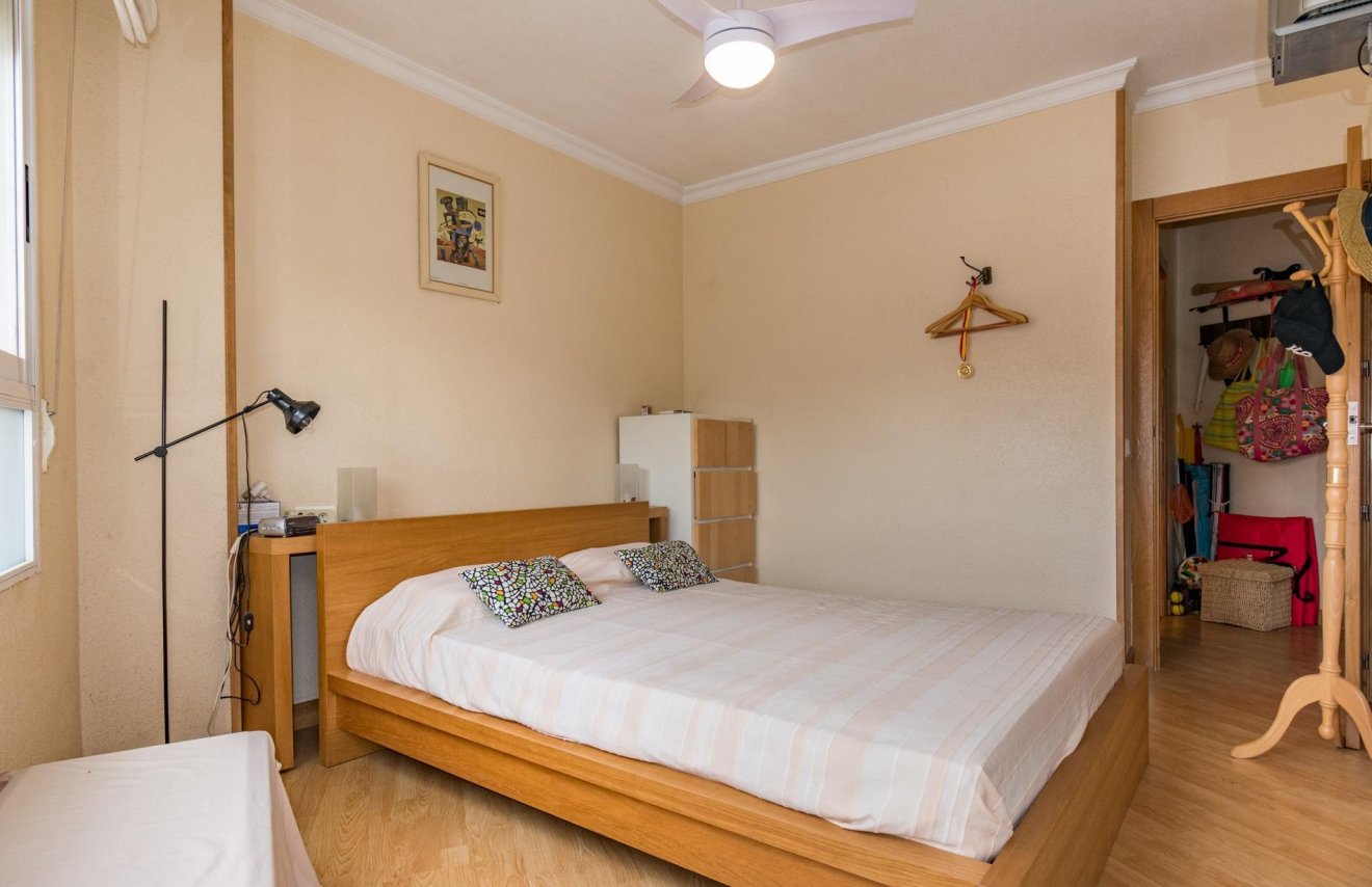 Resale - Apartamento - Torrevieja - torrevieja