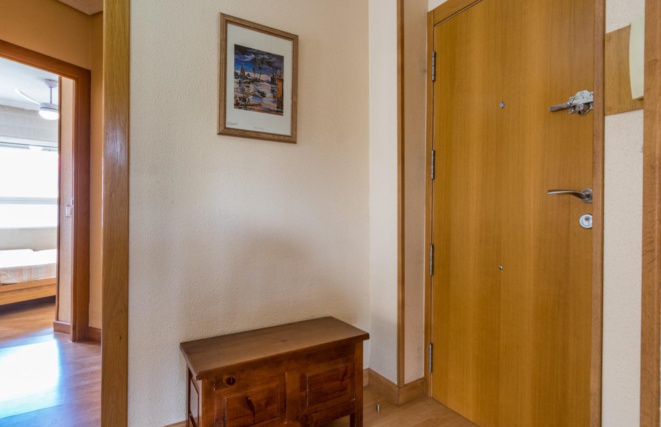 Resale - Apartamento - Torrevieja - torrevieja