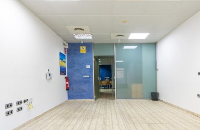 Reventa - Local comercial - Almoradí - Centro urbano 2