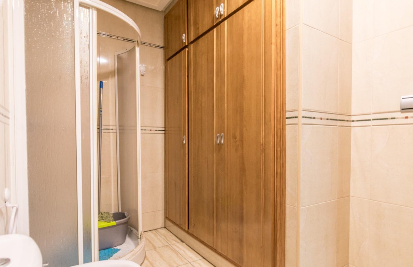 Reventa - Local comercial - Almoradí - Centro urbano 2