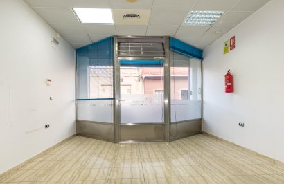 Reventa - Local comercial - Almoradí - Centro urbano 2