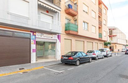 Reventa - Local comercial - Almoradí - Centro urbano 2