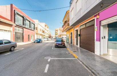 Reventa - Local comercial - Almoradí - Centro urbano 2