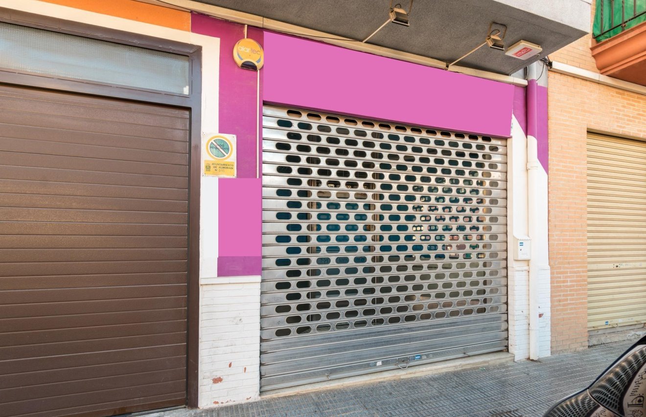 Reventa - Local comercial - Almoradí - Centro urbano 2