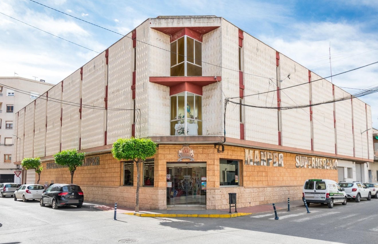 Reventa - Local comercial - Almoradí - Centro urbano 2