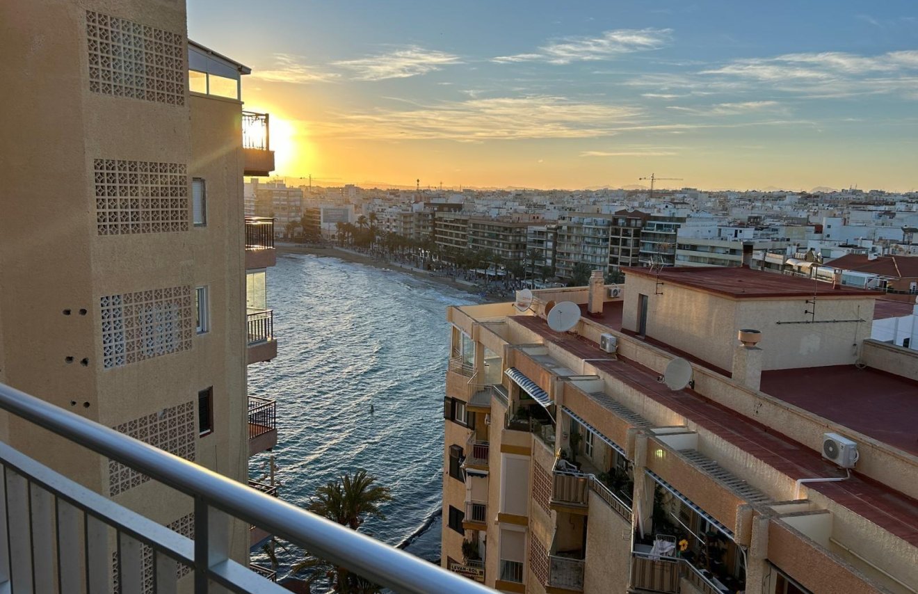 Reventa - Apartamento - Torrevieja - Playa del Cura