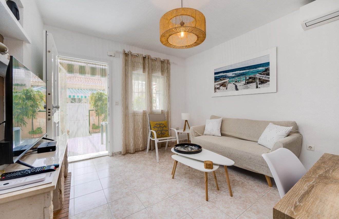 Revente - Casa Tipo Dúplex - Torrevieja - Los altos