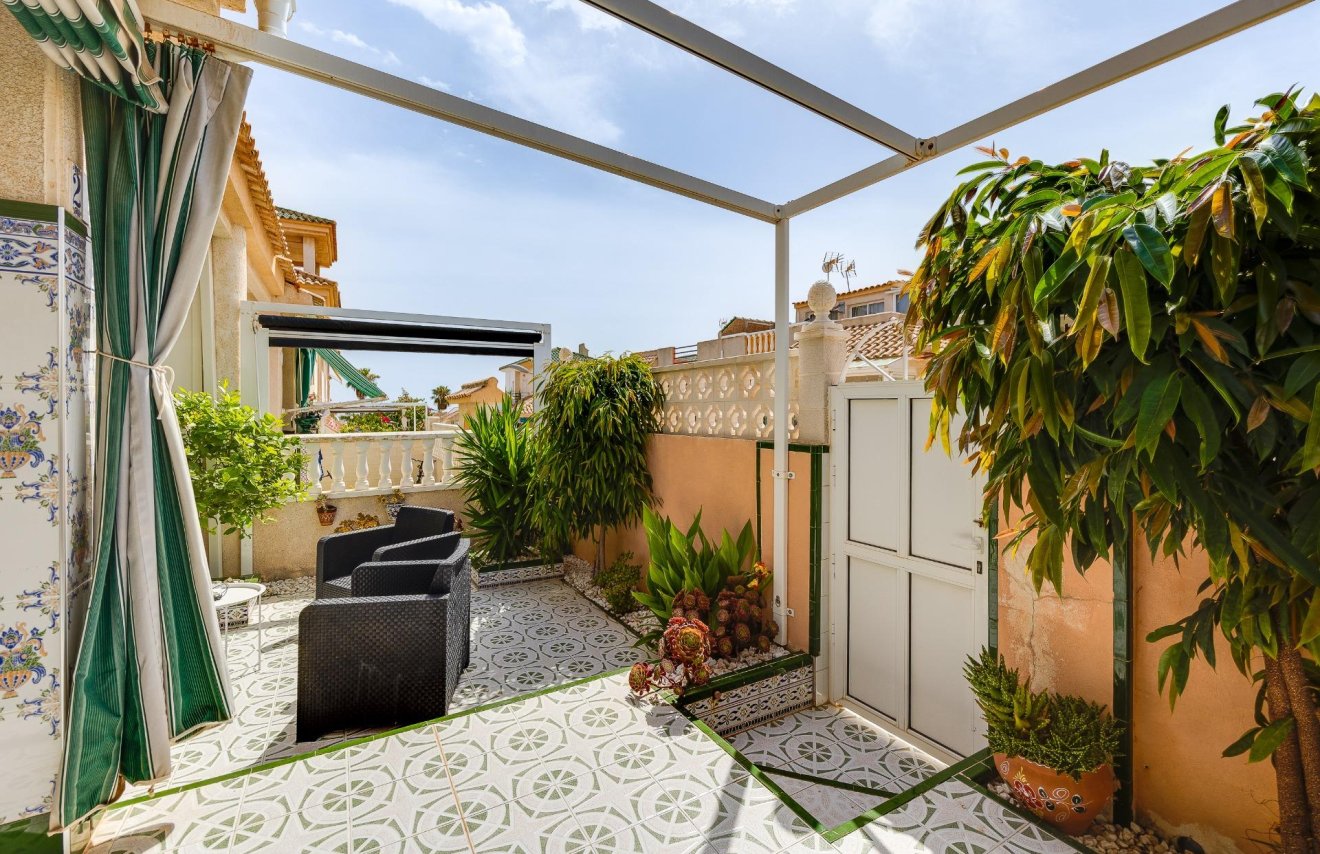 Revente - Casa Tipo Dúplex - Torrevieja - Los altos