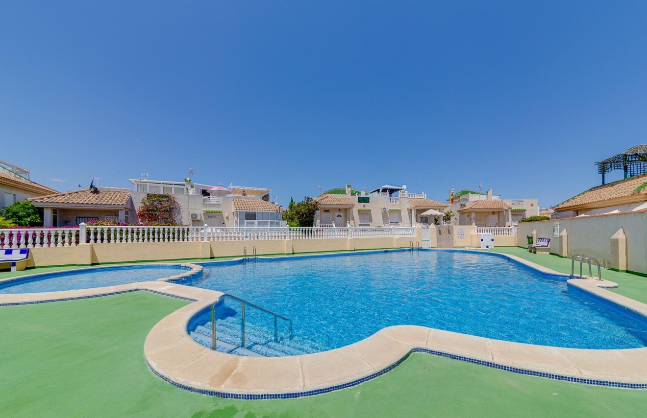 Revente - Casa Tipo Dúplex - Torrevieja - Los altos