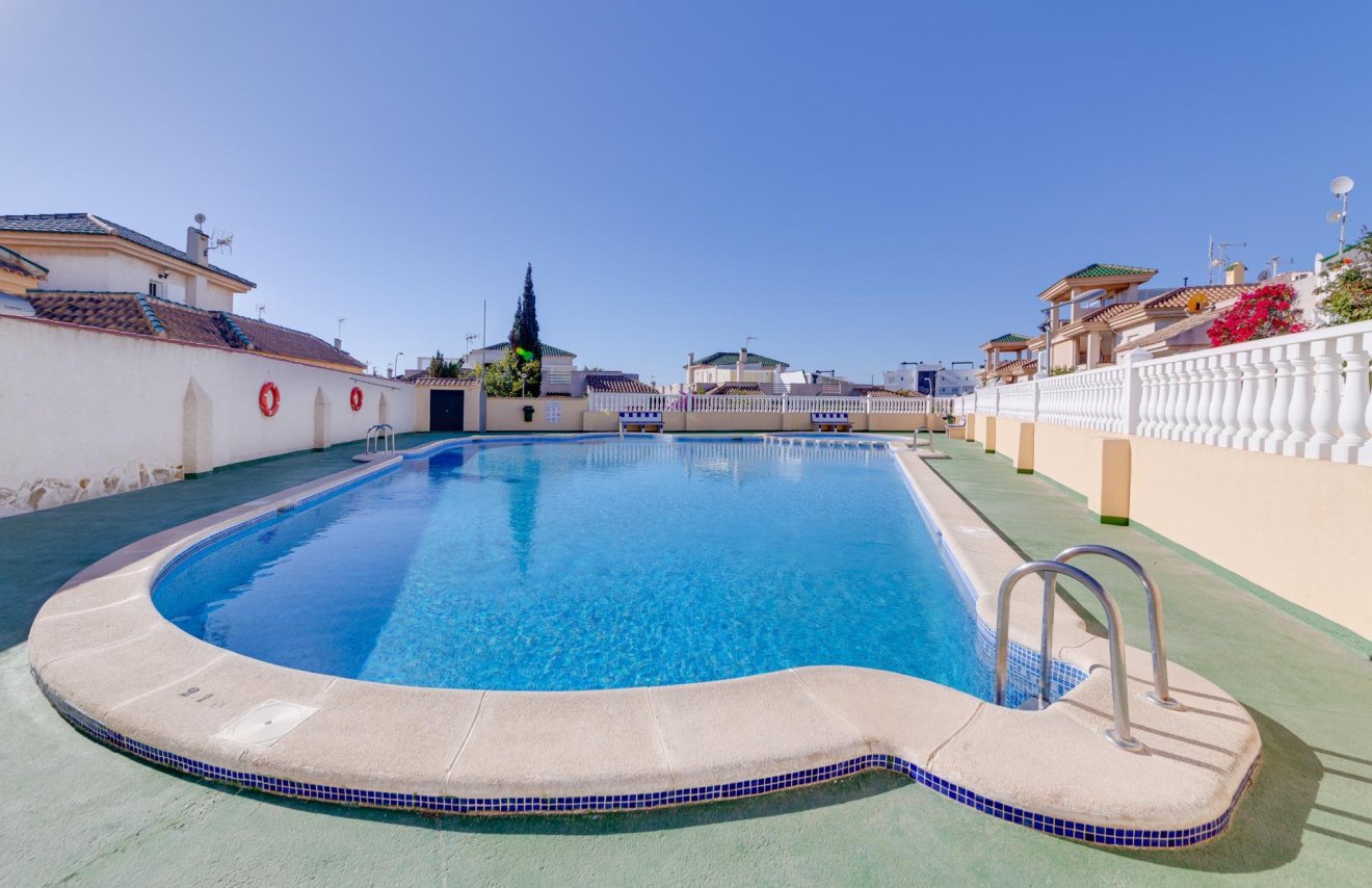Revente - Casa Tipo Dúplex - Torrevieja - Los altos