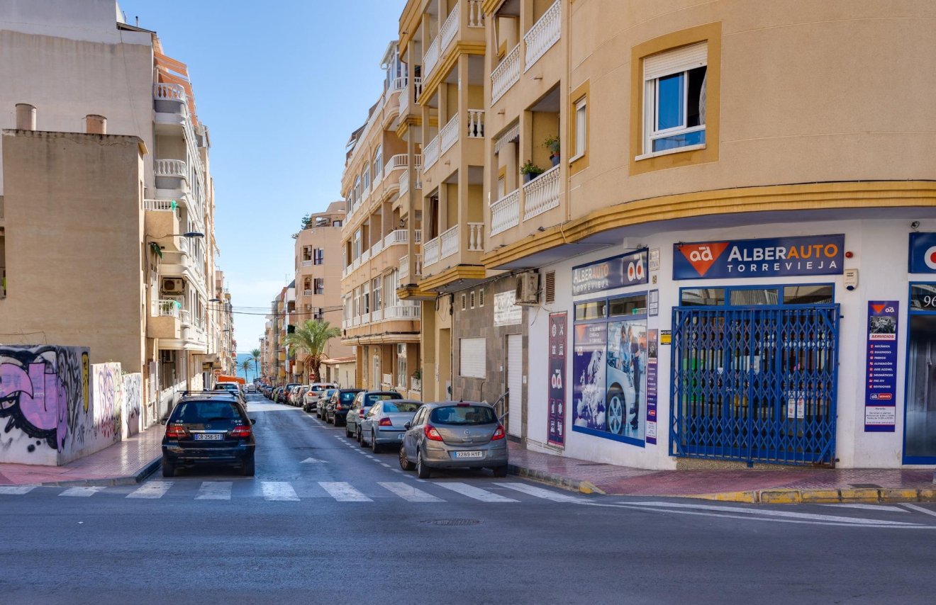 Reventa - Apartamento - Torrevieja - Playa del Cura
