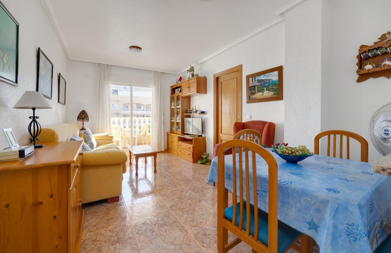 Reventa - Apartamento - Torrevieja - Playa del Cura