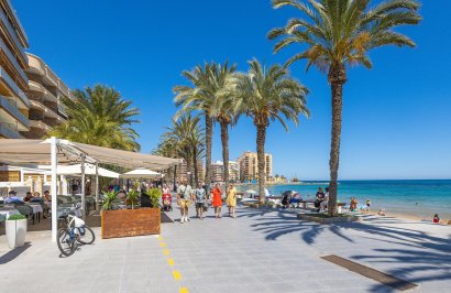 Reventa - Apartamento - Torrevieja - Playa del Cura