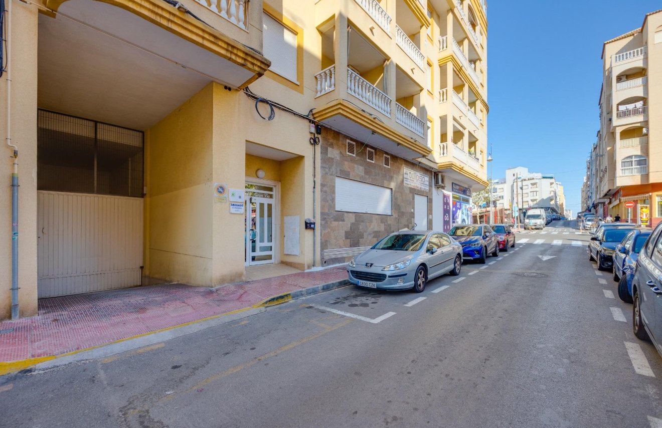 Reventa - Apartamento - Torrevieja - Playa del Cura