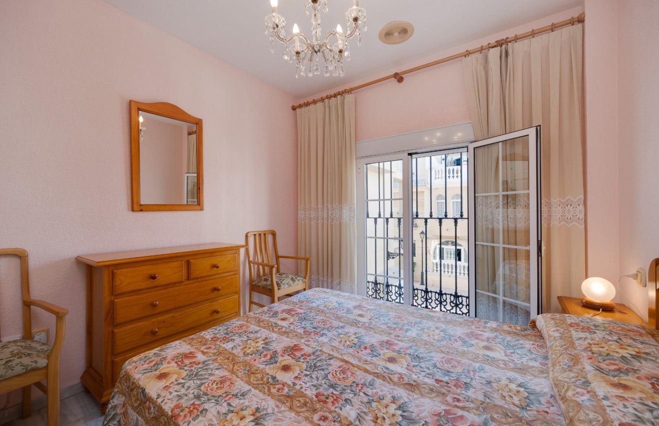 Reventa - Apartamento - Torrevieja - Playa de los Locos