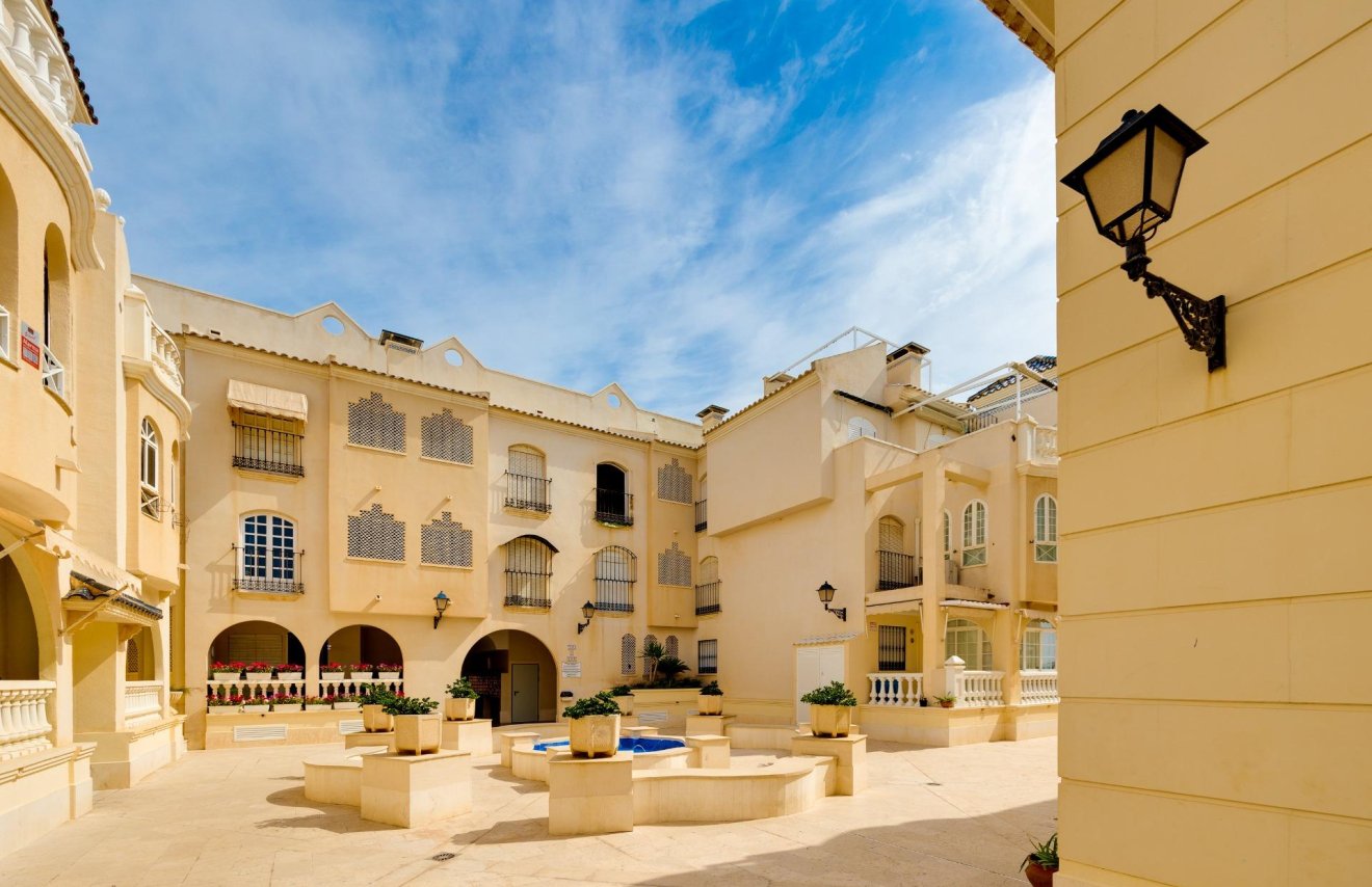 Reventa - Apartamento - Torrevieja - Playa de los Locos