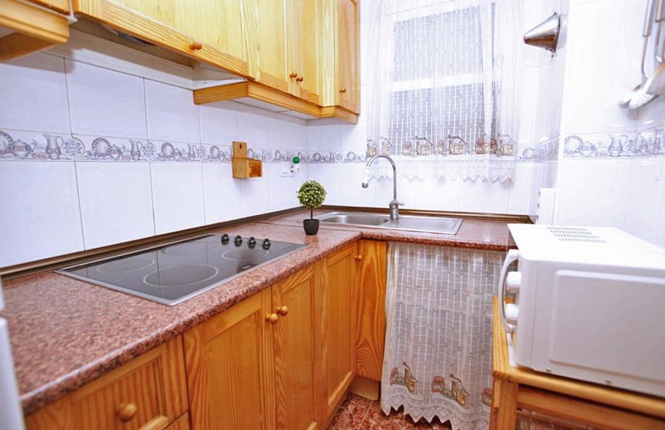 Reventa - Apartamento - Torrevieja - Playa del Cura