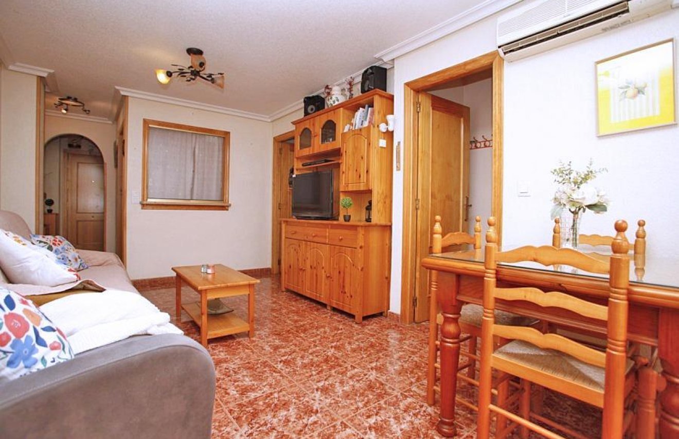 Reventa - Apartamento - Torrevieja - Playa del Cura