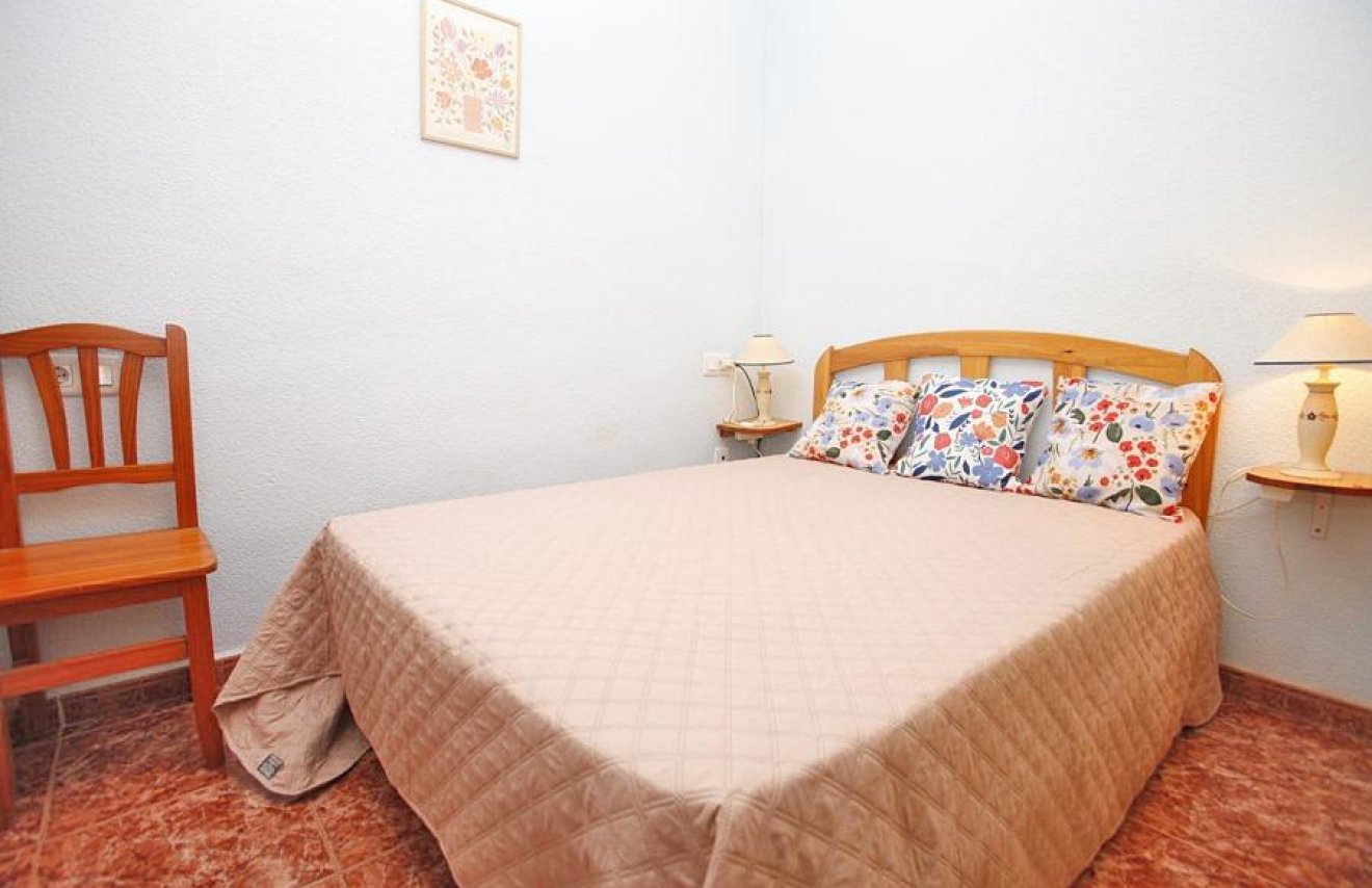 Reventa - Apartamento - Torrevieja - Playa del Cura