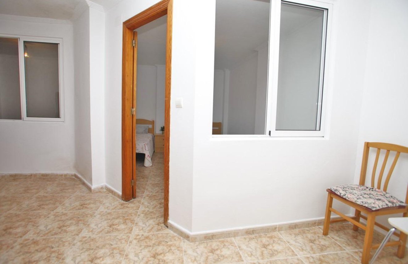 Reventa - Apartamento - Torrevieja - Playa del Cura