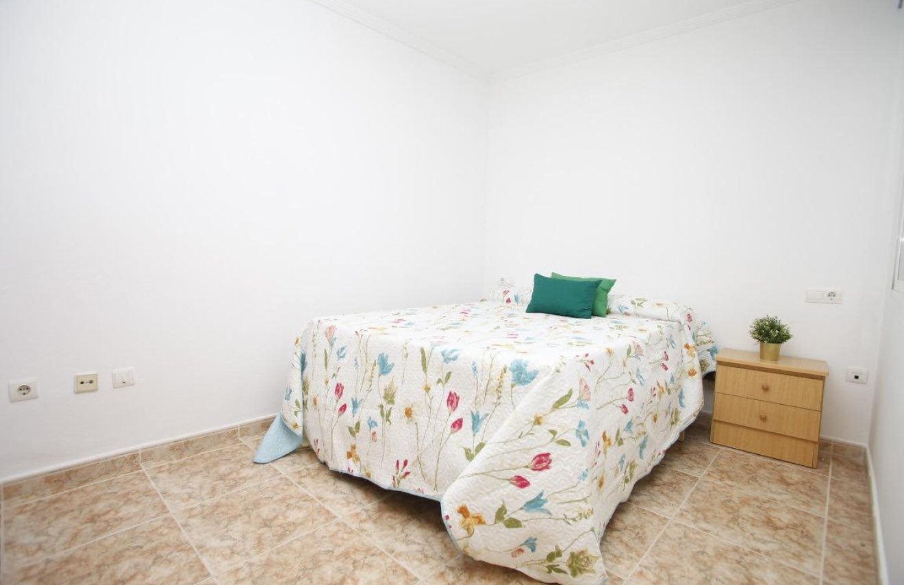 Reventa - Apartamento - Torrevieja - Playa del Cura