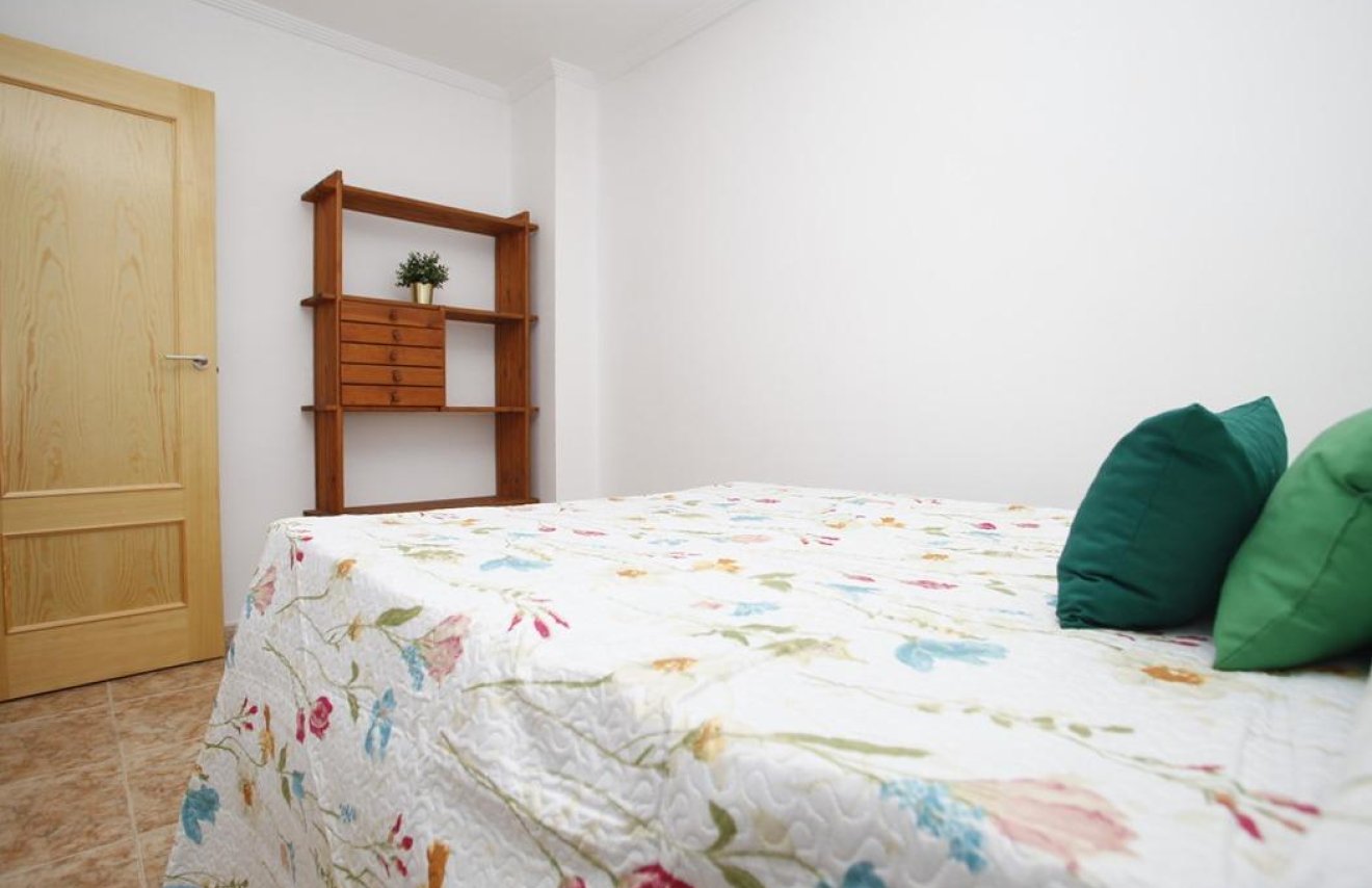 Reventa - Apartamento - Torrevieja - Playa del Cura