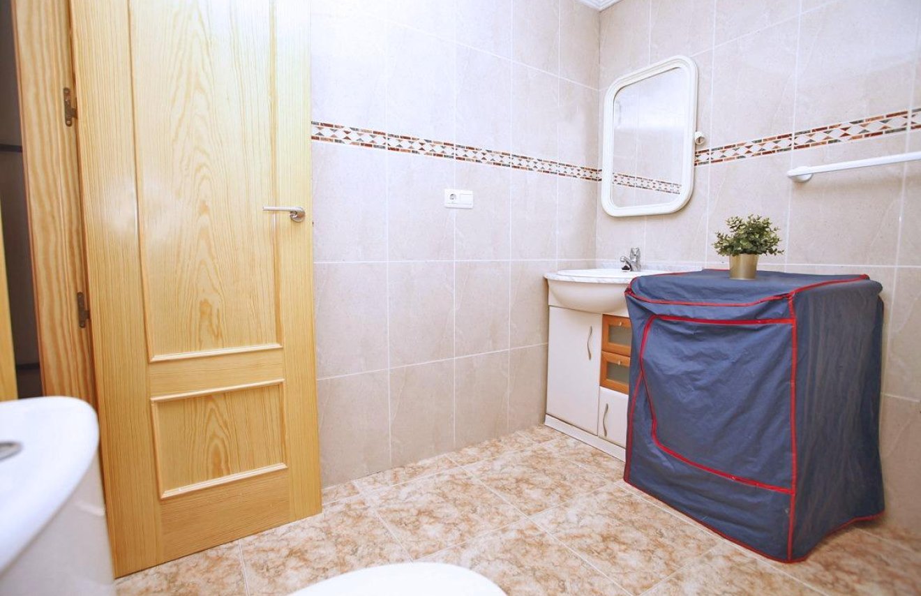 Reventa - Apartamento - Torrevieja - Playa del Cura