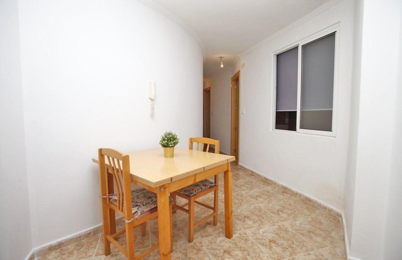 Reventa - Apartamento - Torrevieja - Playa del Cura