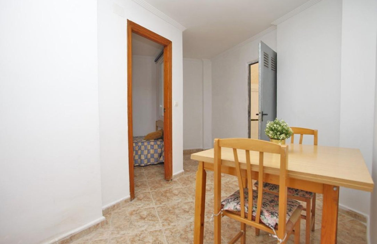 Reventa - Apartamento - Torrevieja - Playa del Cura