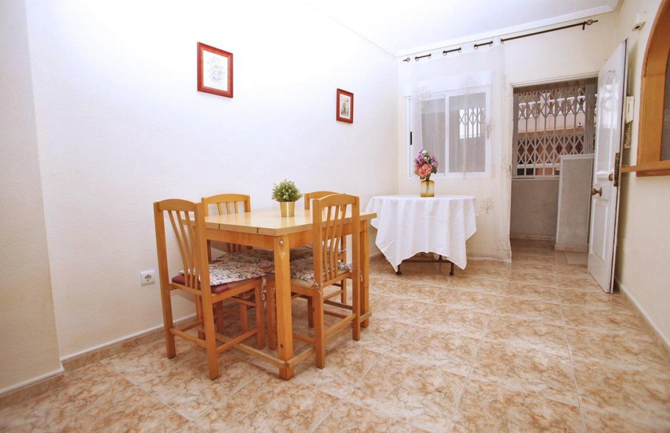 Reventa - Apartamento - Torrevieja - Playa del Cura
