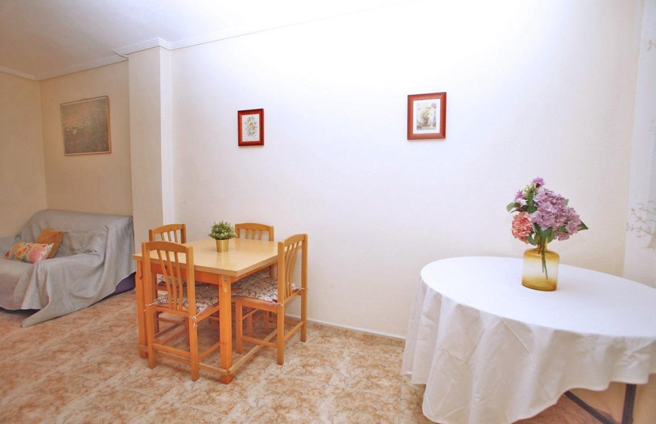Reventa - Apartamento - Torrevieja - Playa del Cura