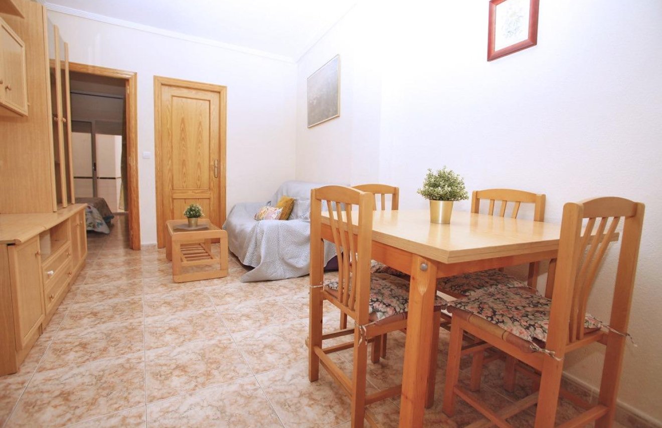 Reventa - Apartamento - Torrevieja - Playa del Cura